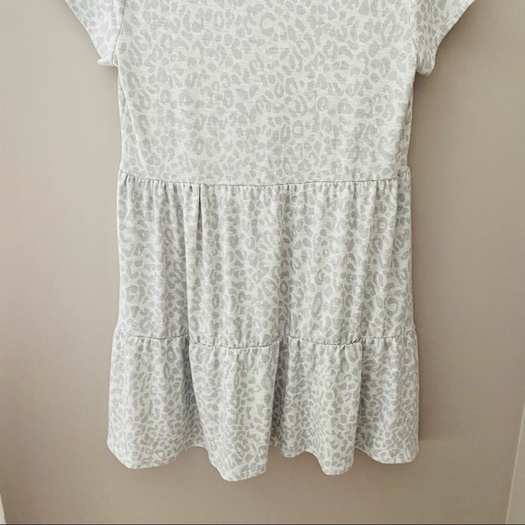 Lush Leopard Print Short Sleeve Dress Gray Sz Small - Picture 8 of 8